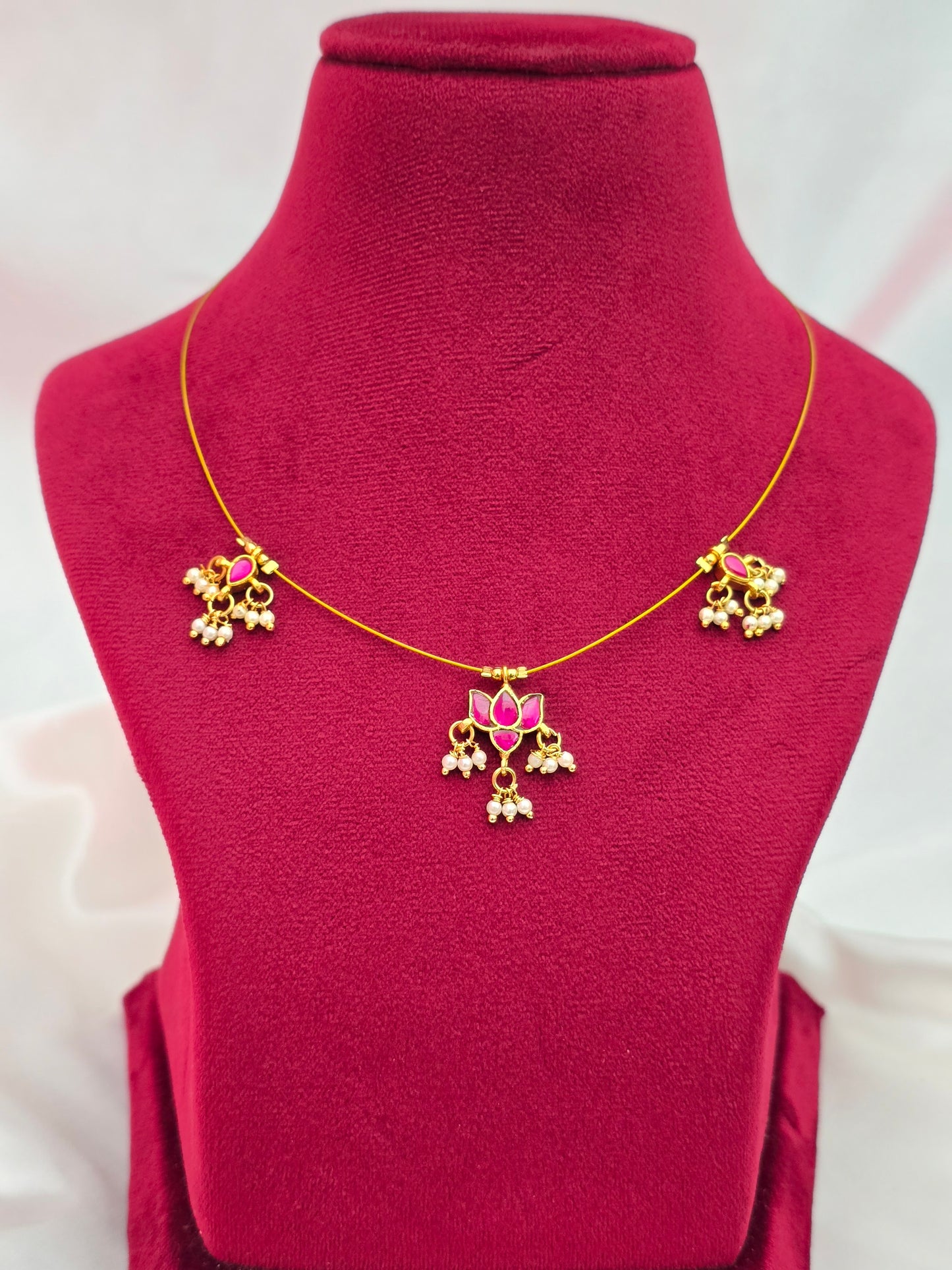 Invisible Lotus Necklace TE1371