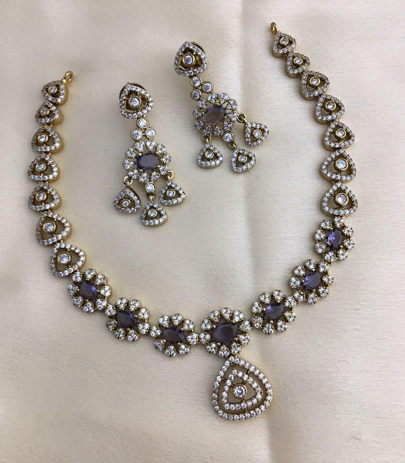 Trendy Necklace Collections-TE609