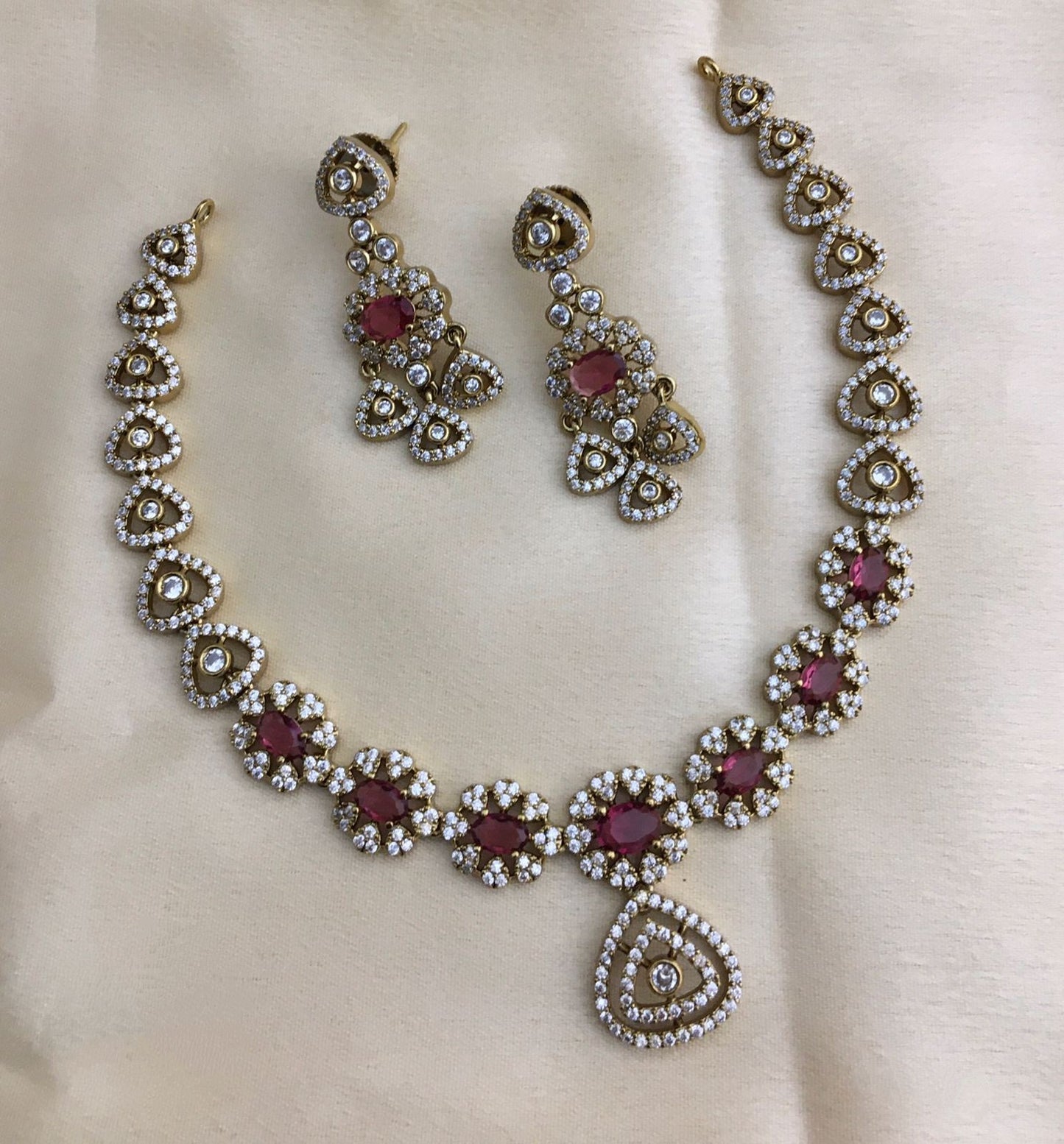 Trendy Necklace Collections-TE609