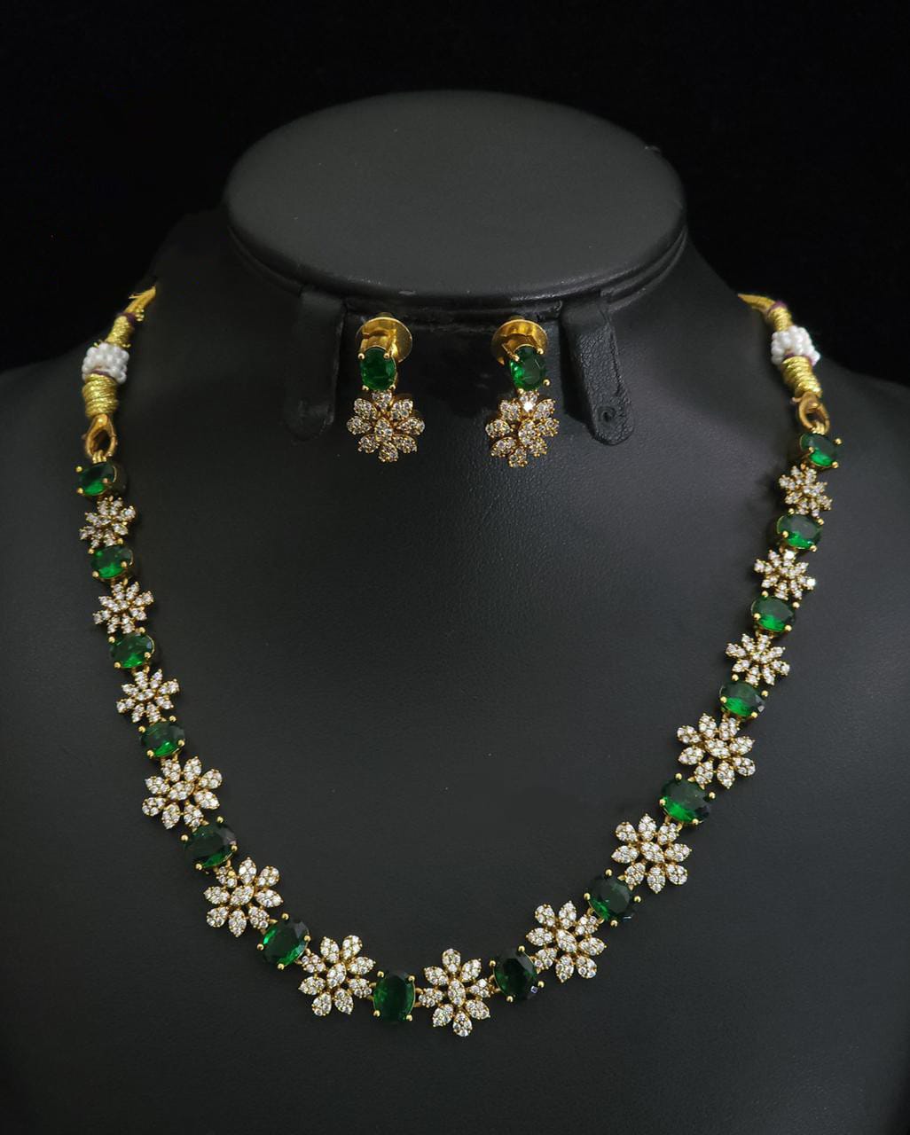 AD stone Necklace