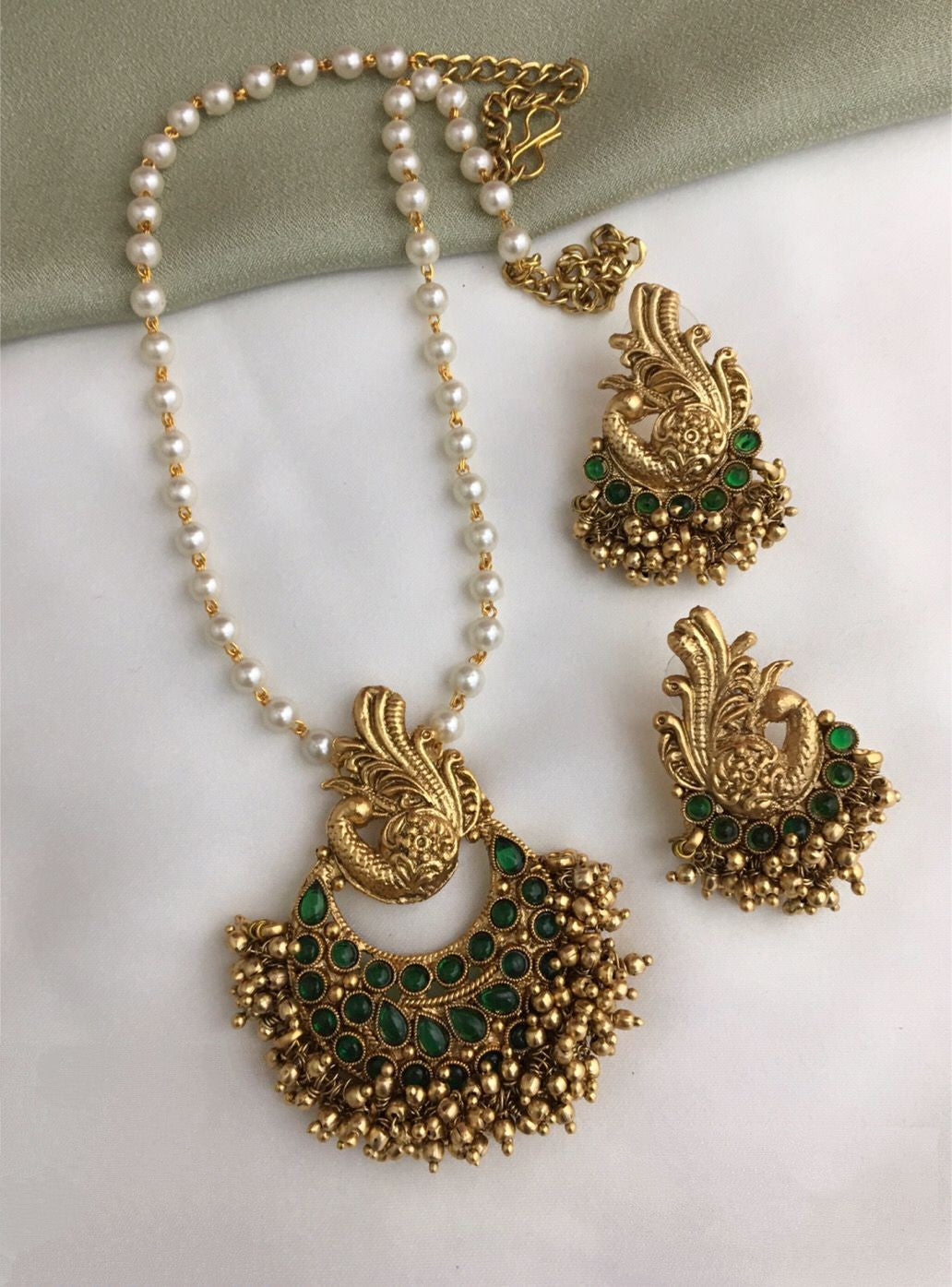 Beautiful white Pearl Long Haram-TE1350