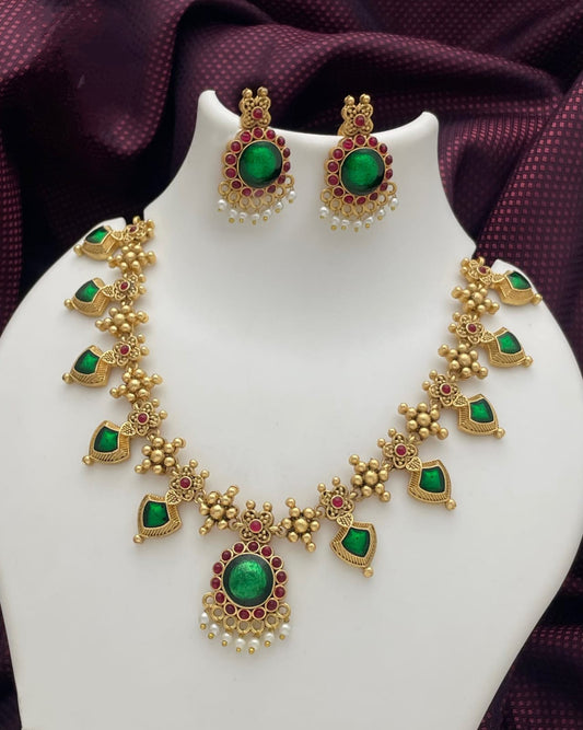 Palakka Neckalce
