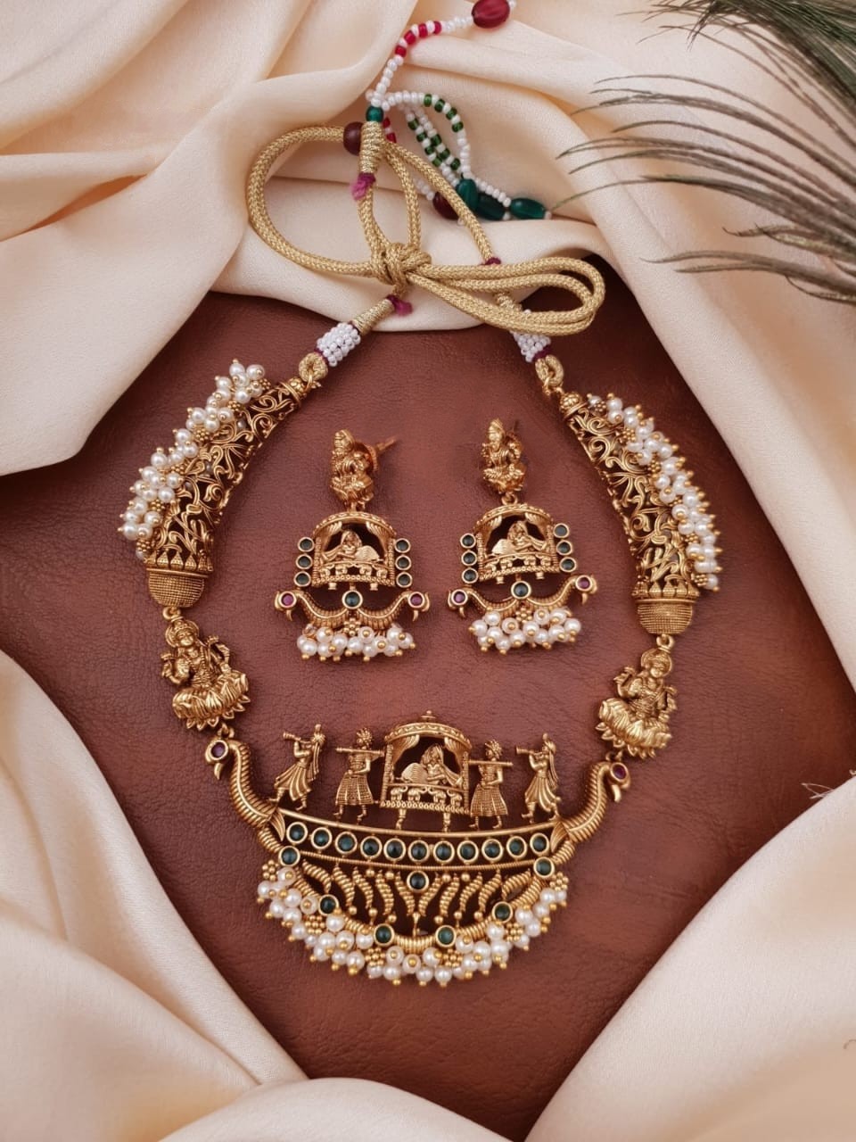 Antique Neckset