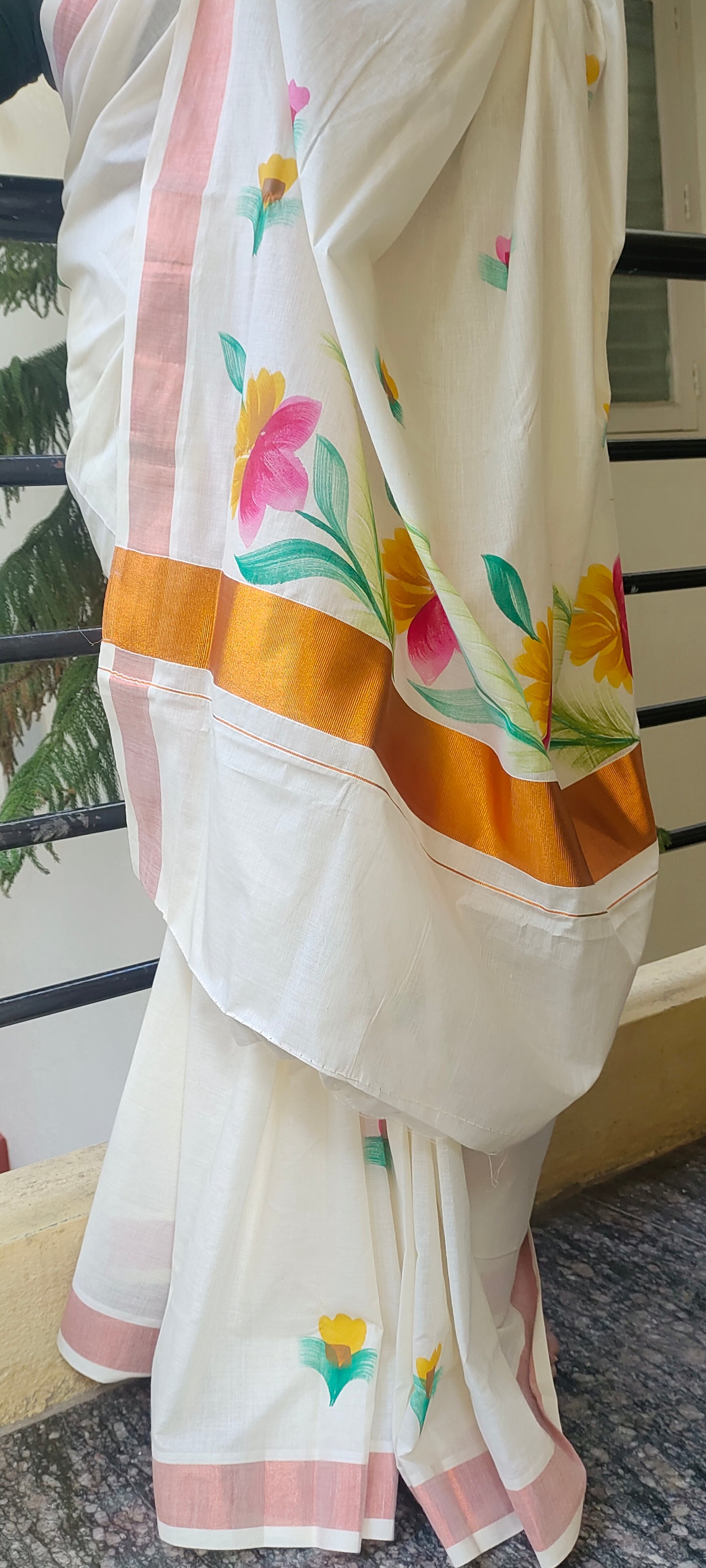 Mandhara floral printed set saree