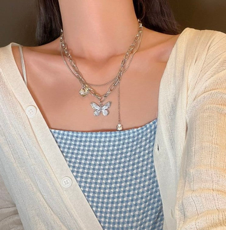 Stylish Butterfly Pendant Necklace-TE212