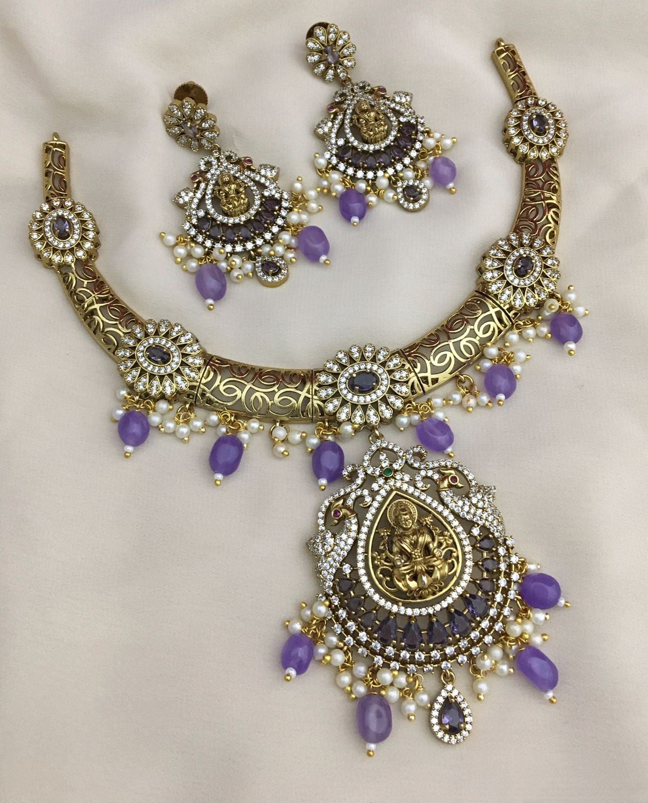 Beautiful Victorian Necklace-TE1354