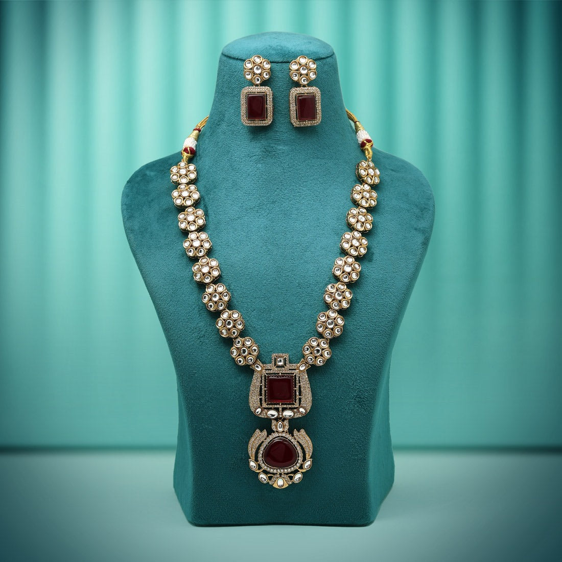 AD NECKLACE SET