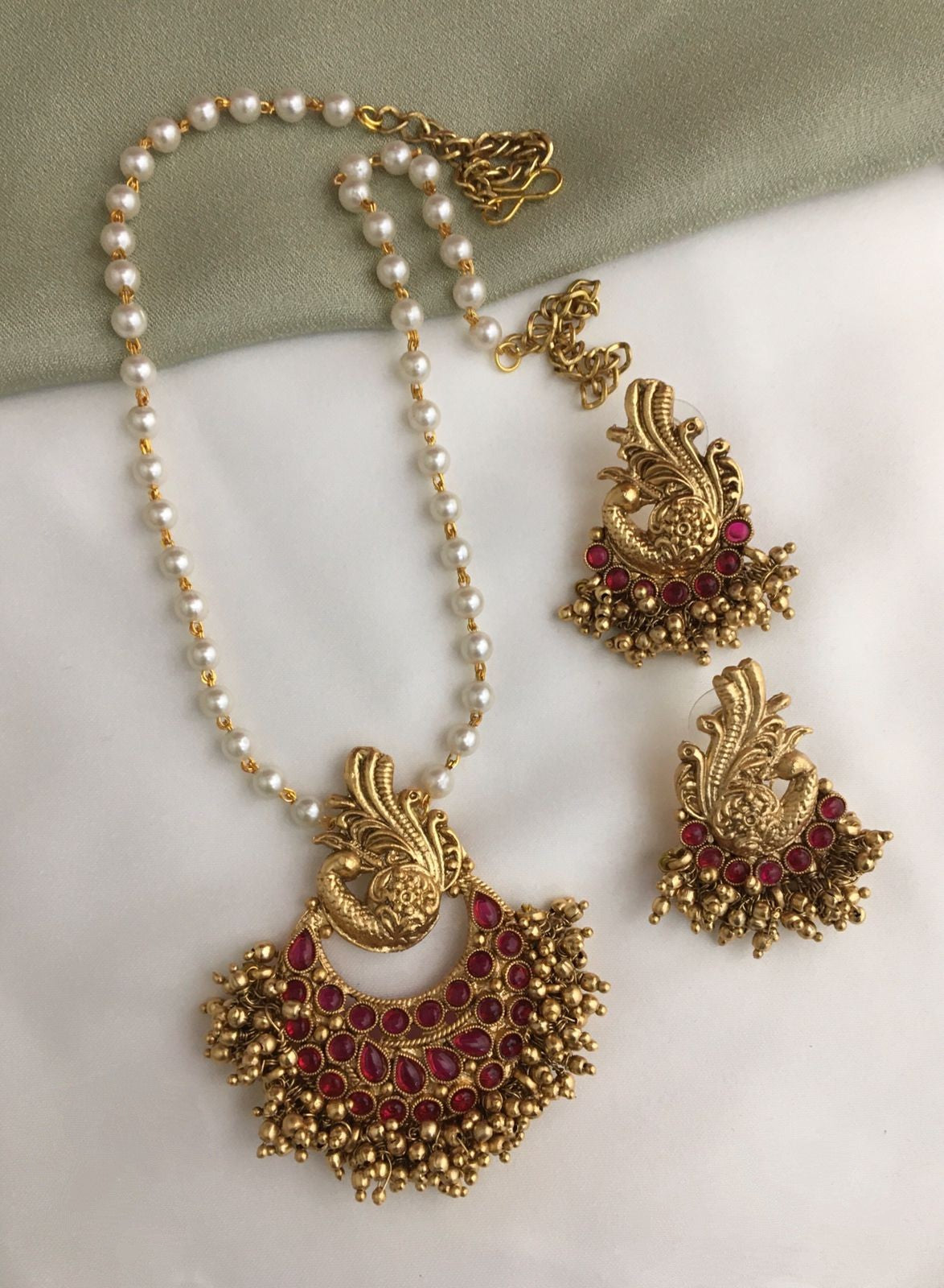 Beautiful white Pearl Long Haram-TE1350