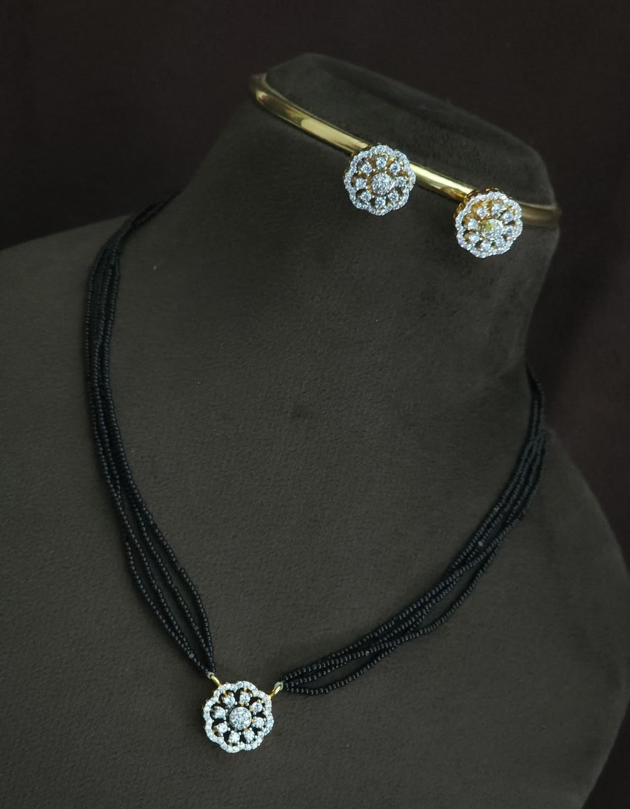 Black Beads Necklace
