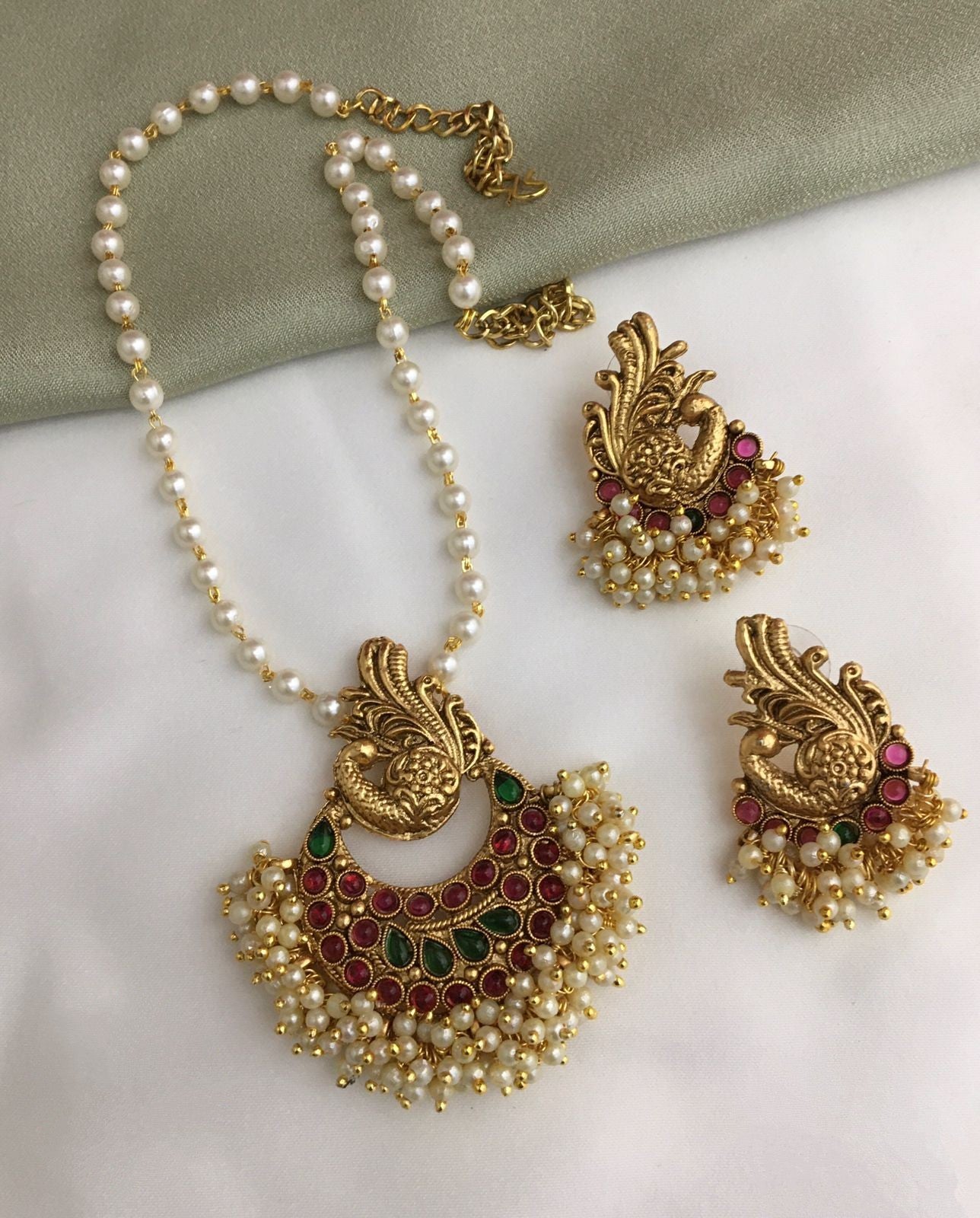 Beautiful white Pearl Long Haram-TE1350