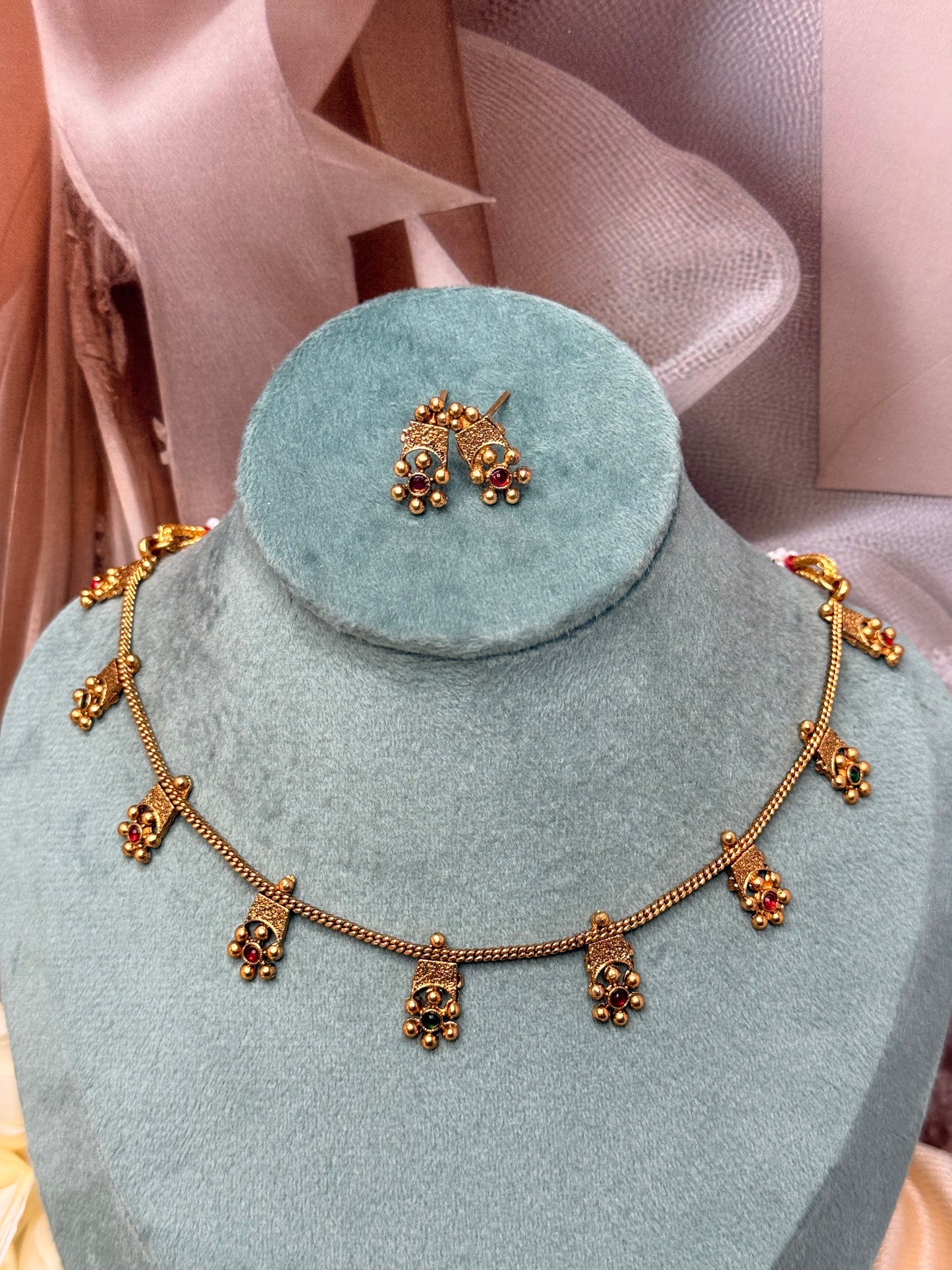 Simple Neckset Onam Collections