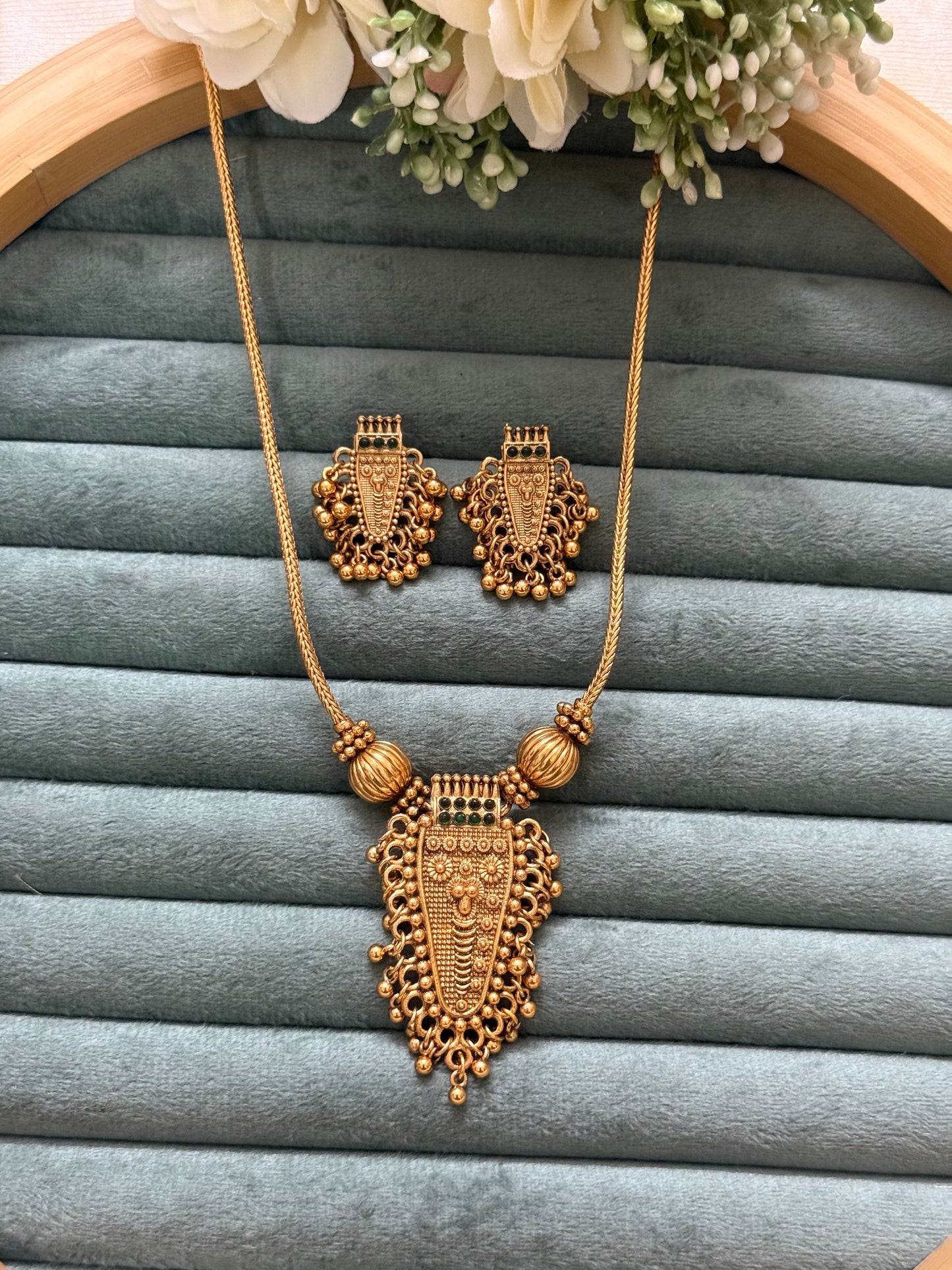 Nettipattam Pendant Chain Onam Collections