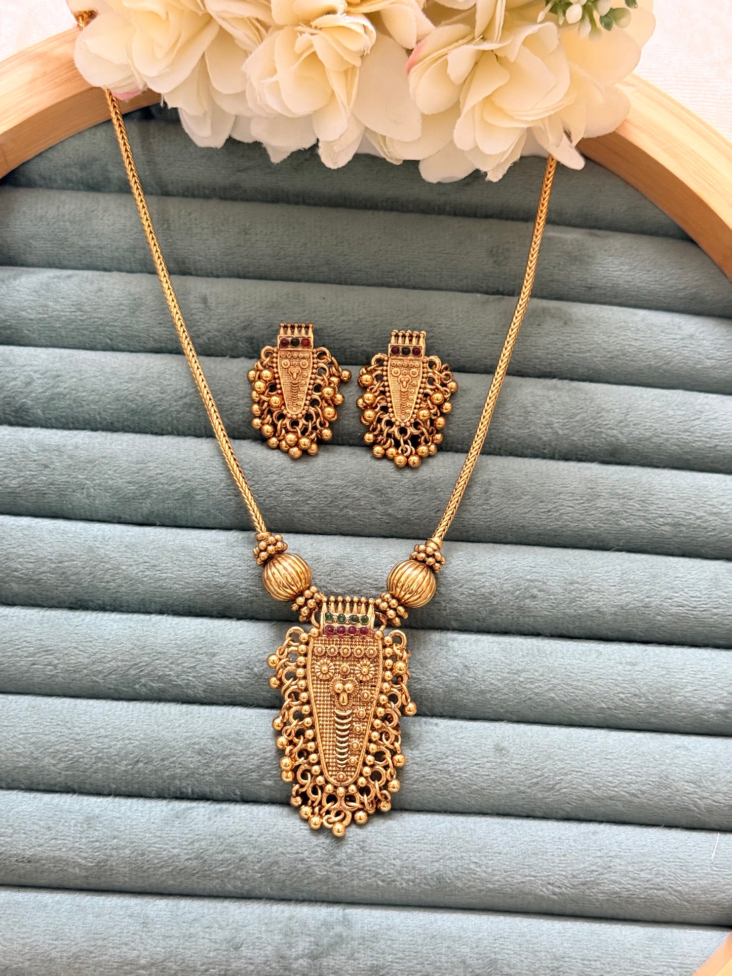 Nettipattam Pendant Chain Onam Collections