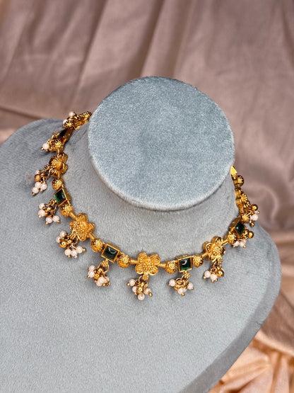 Green Flower Neckset Onam - TE502