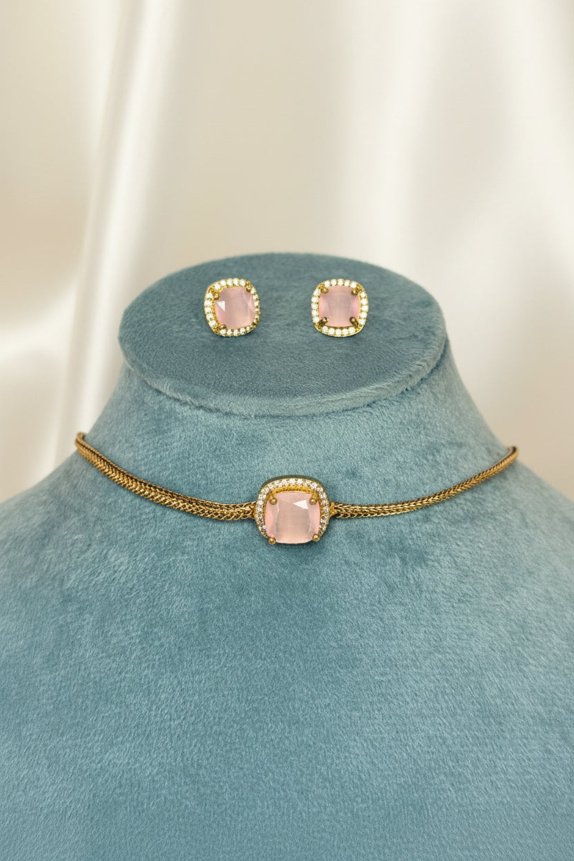 Minimal Choker