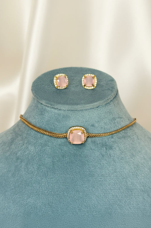Minimal Choker