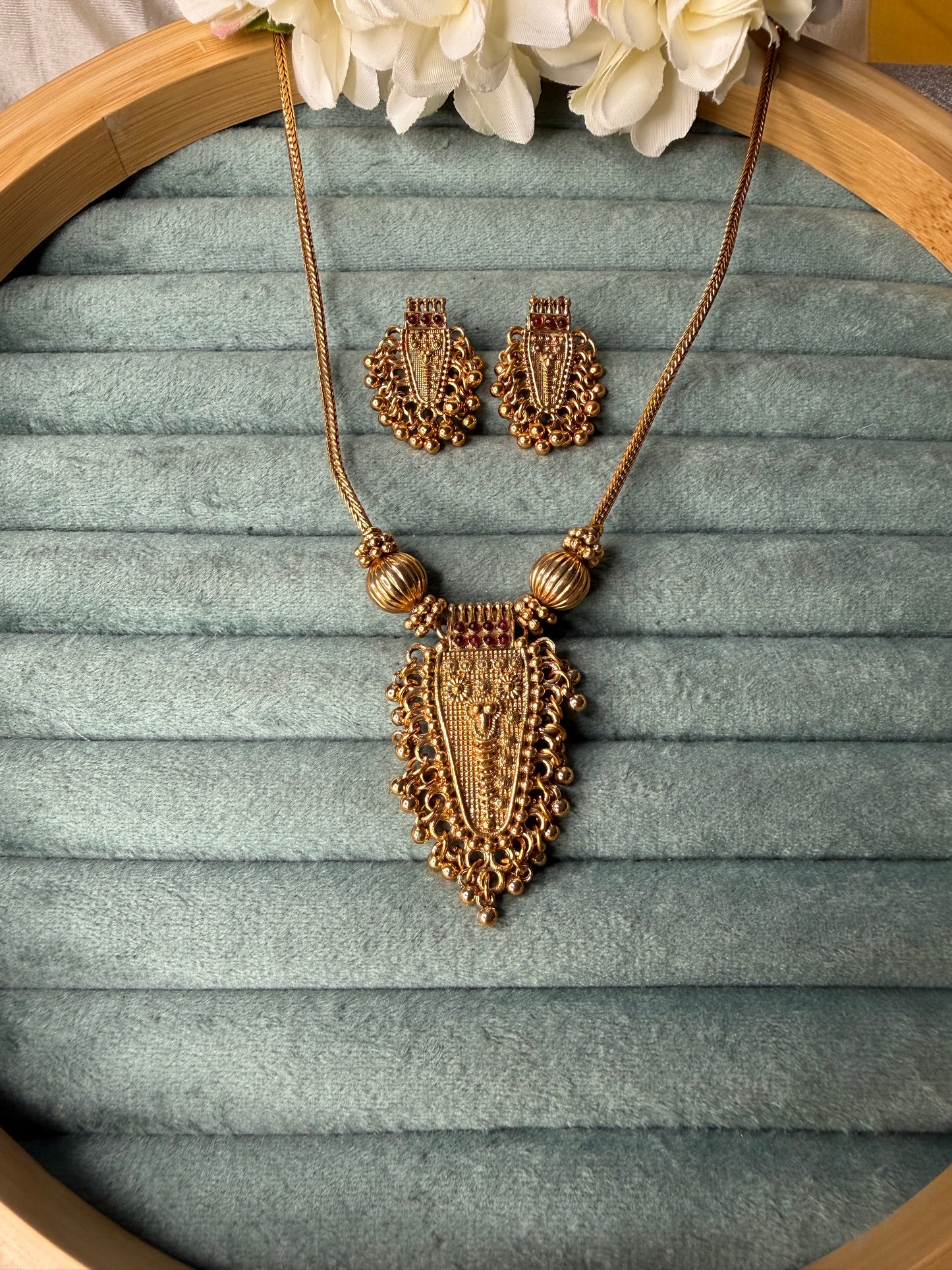 Nettipattam Pendant Chain Onam Collections