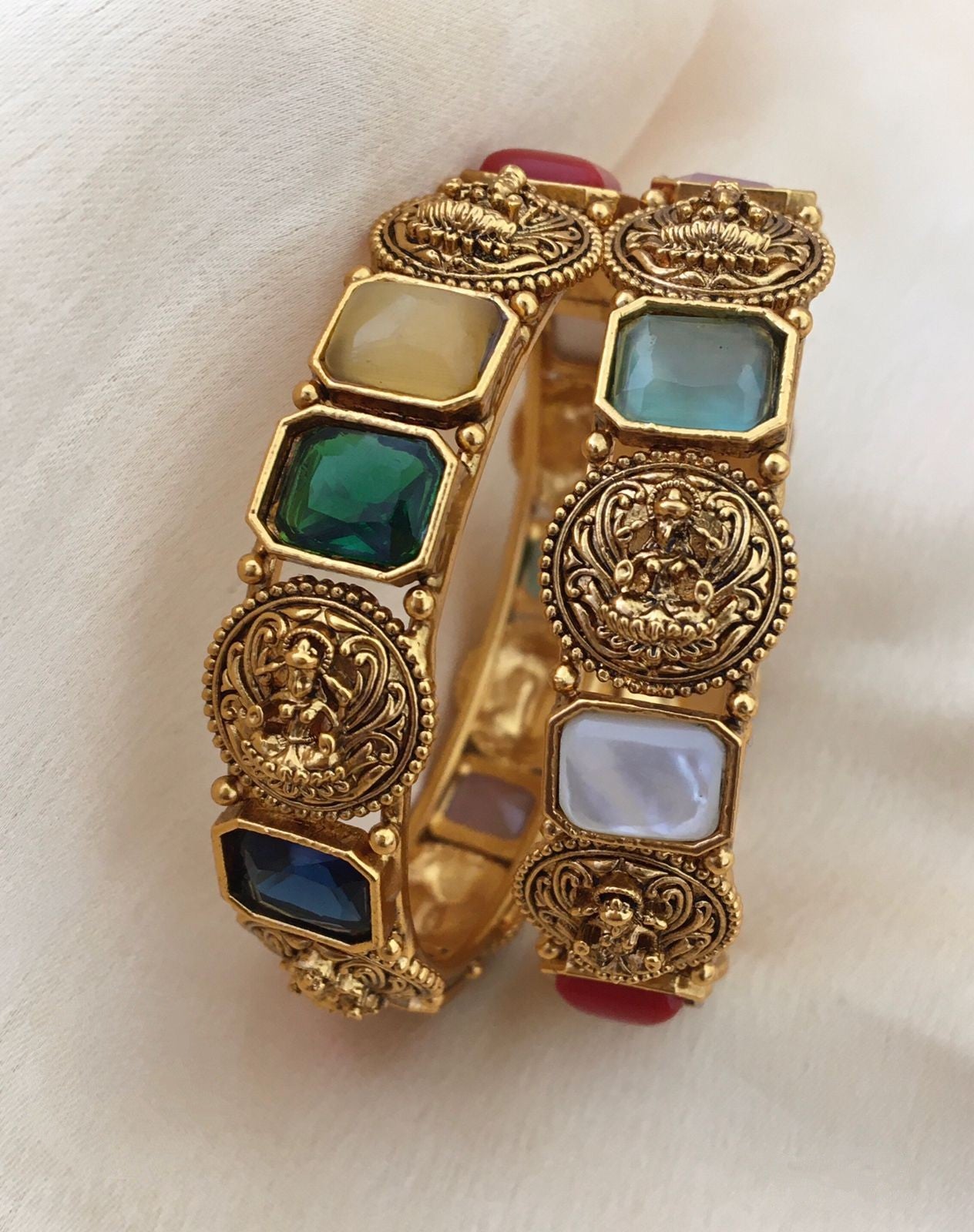 Bangle Antique TE1304