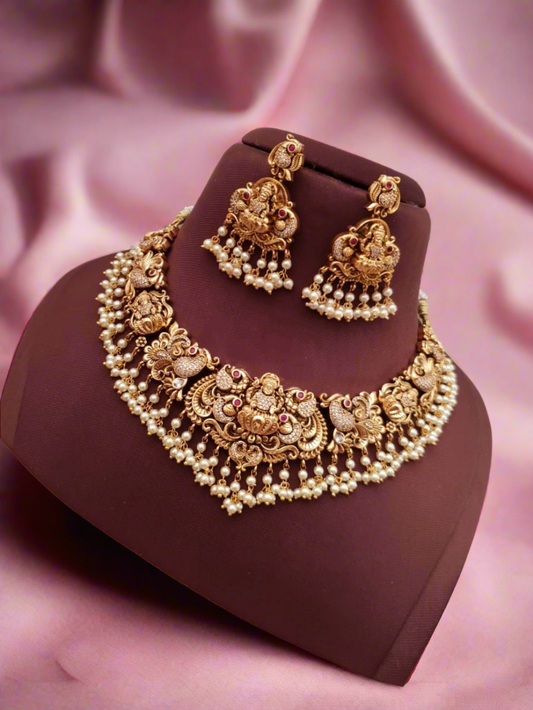 Premium Nakshi bridal set with pearl hangings