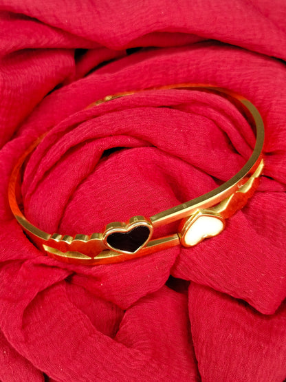 Beautiful Modern Love Design Charm Bracelet Bangle-TE321