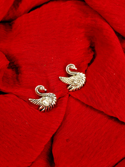 Swan Shaped Studded Earrings-TE139