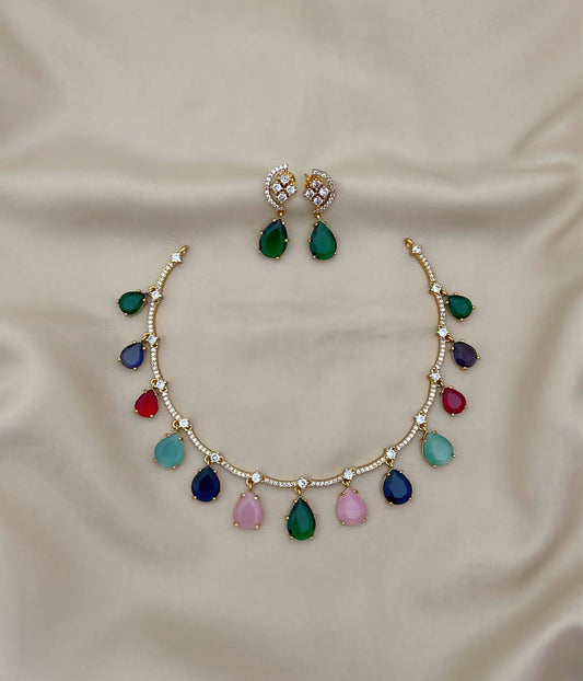 Navaratna Neckset