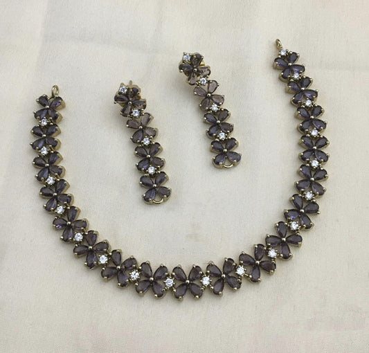 Flower Design Neckset