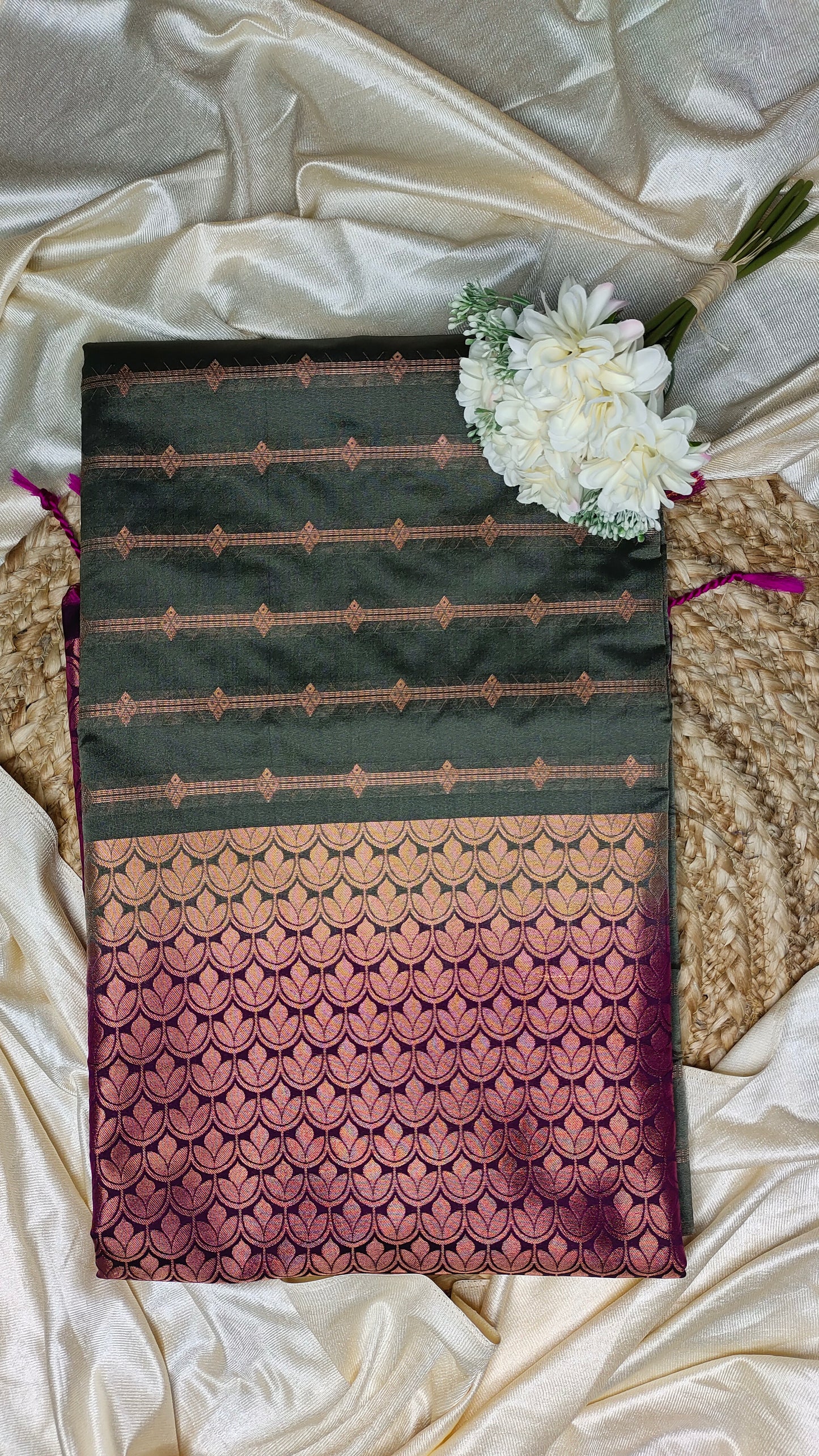 Varda Soft silk saree