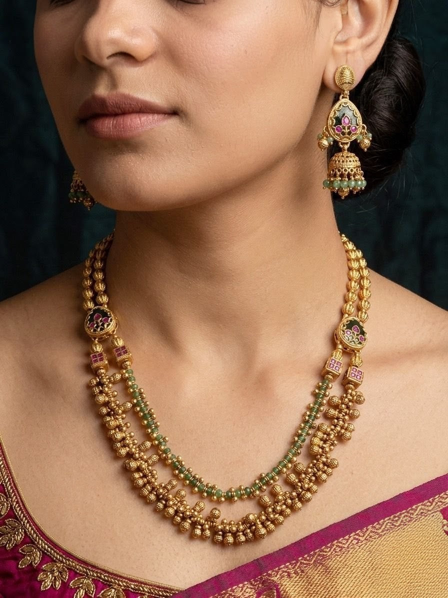Two Layer Necklace Set