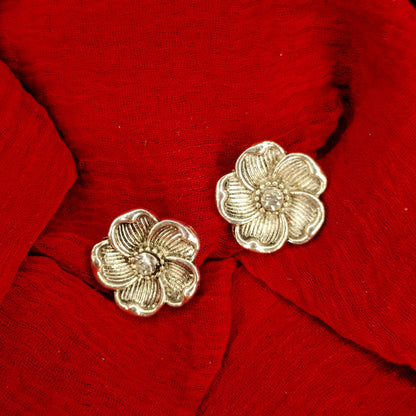 Sterling Silver Flower-Shaped Studs-TE125