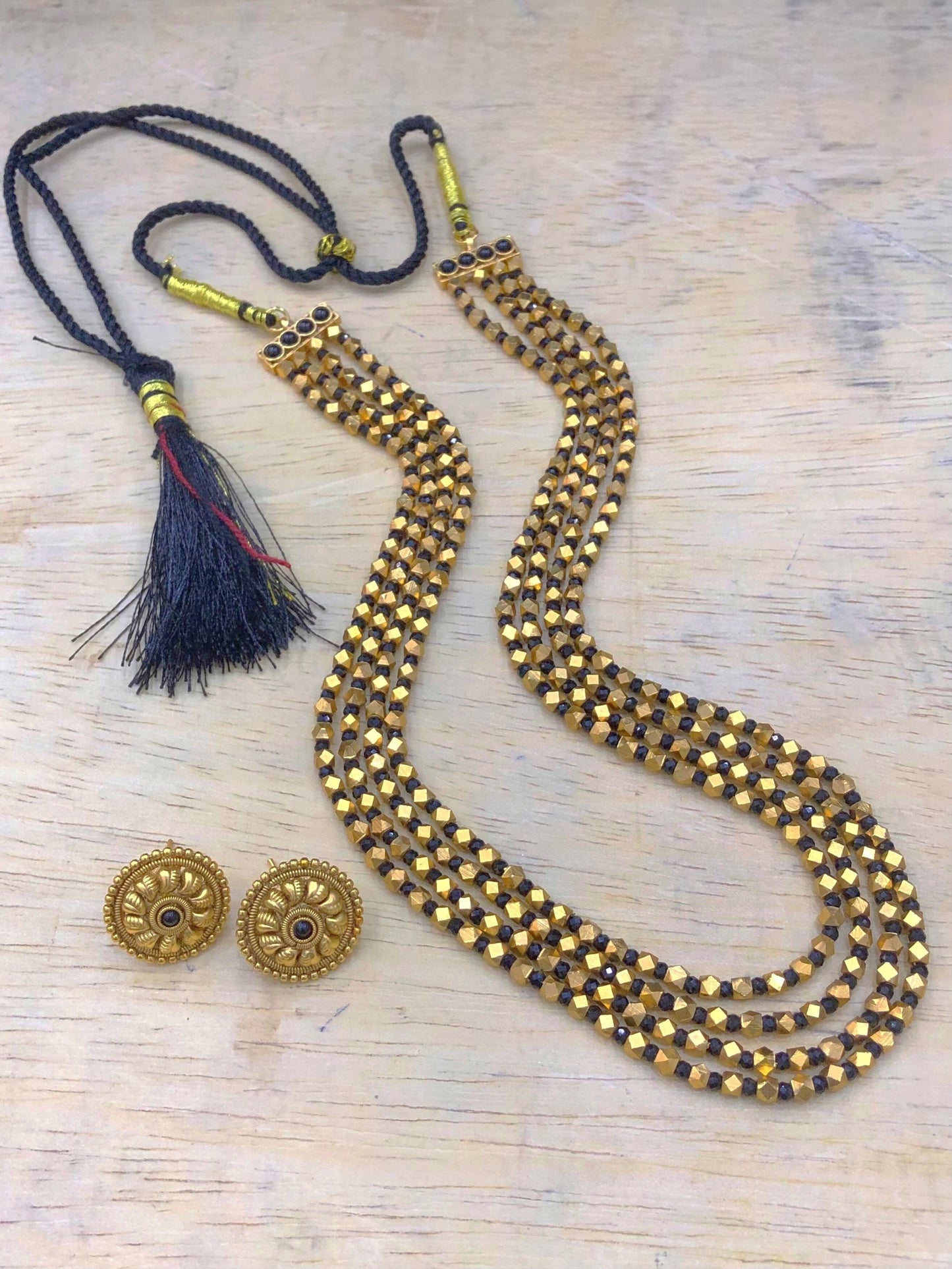 4-LINE ASHTAPALLU MALA-
LENGTH 20 INCH