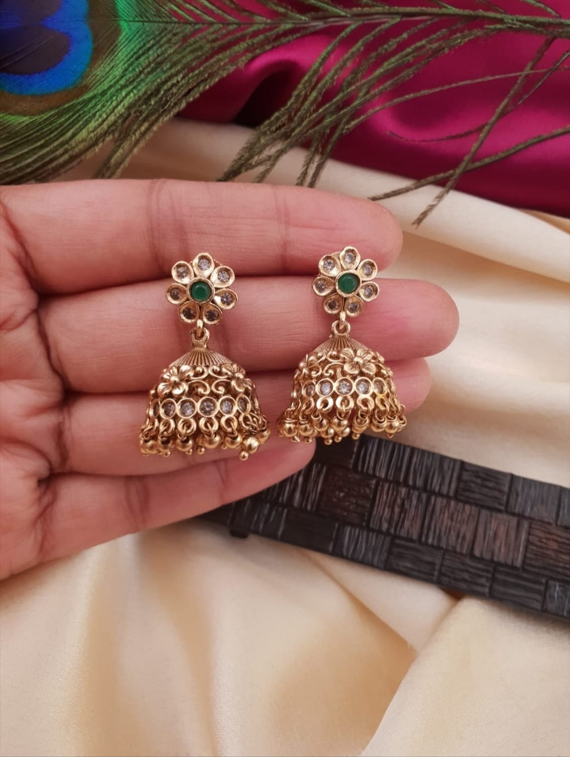 Tiny Jhumka