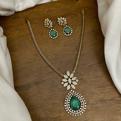 Attigai AD neckpiece