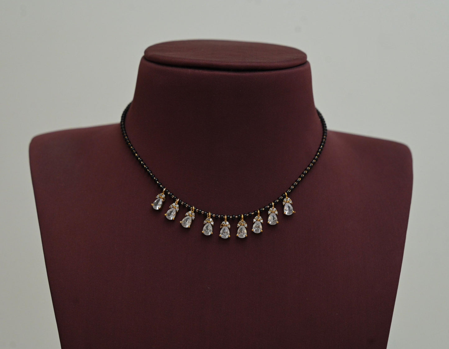 Beautiful Black Beads Necklace-TE2492