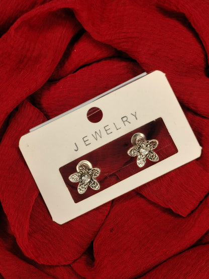 Sterling Silver Flower-Shaped Studs-TE126