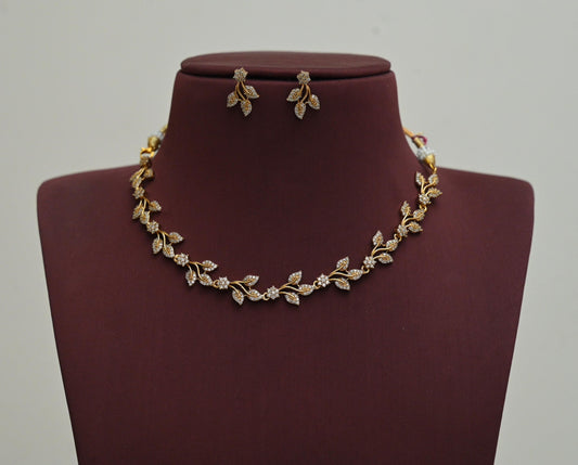 Beautiful Leaf Design Necklace-TE1508