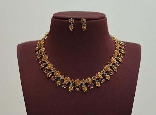 Antique Neckset