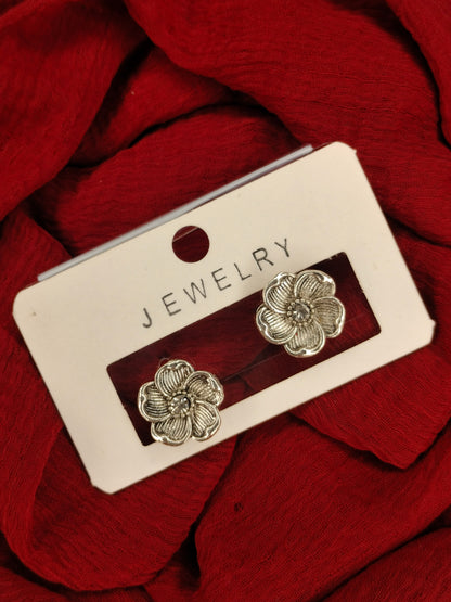 Sterling Silver Flower-Shaped Studs-TE125