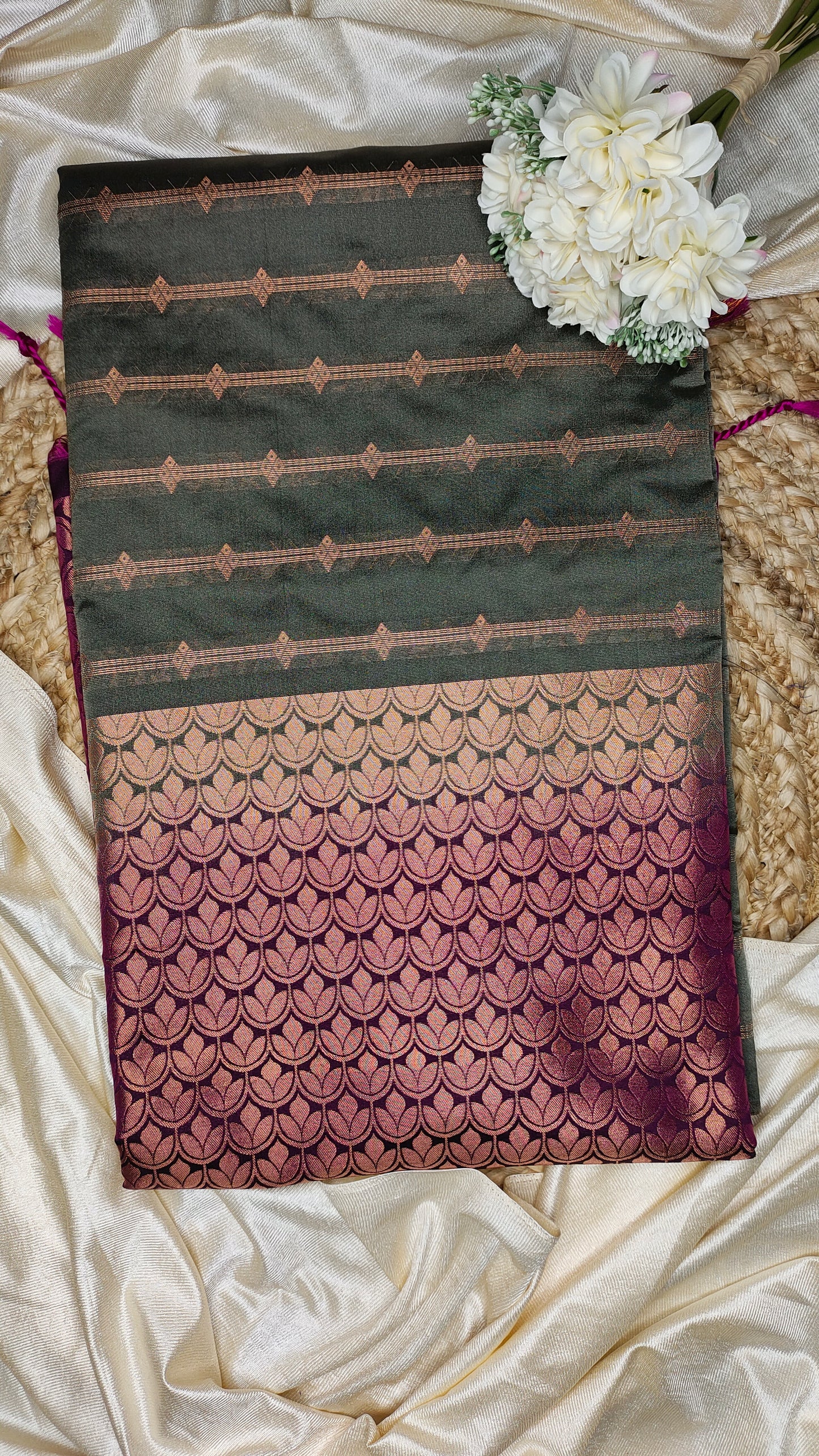 Varda Soft silk saree