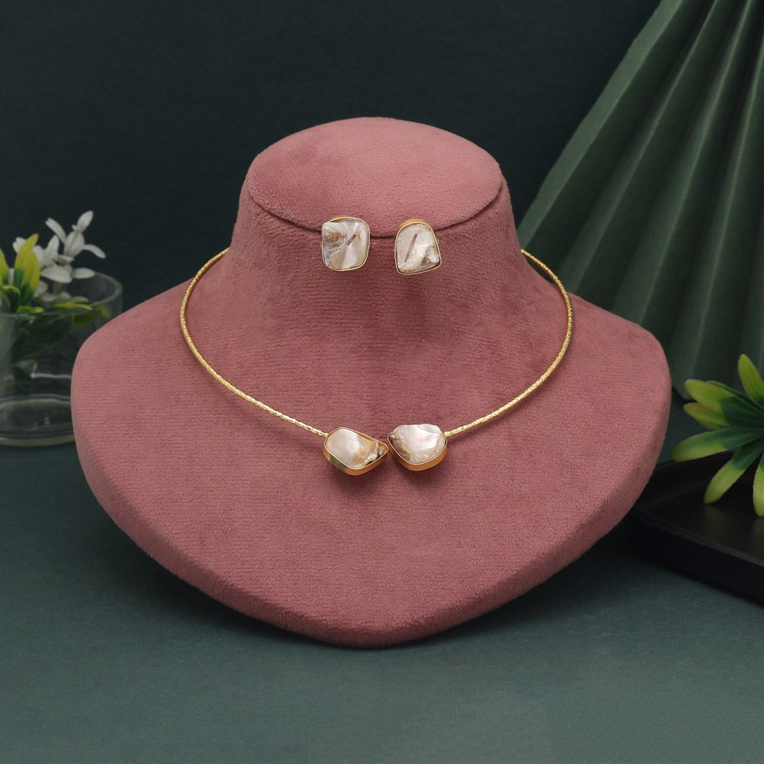 Neckset