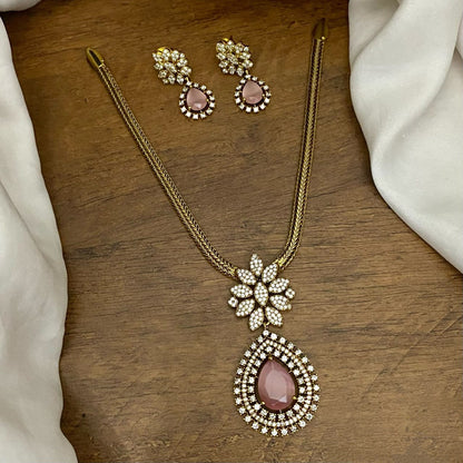 Attigai AD neckpiece