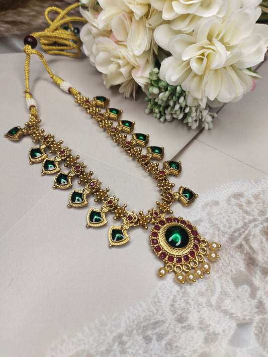 Palakka Neckalce