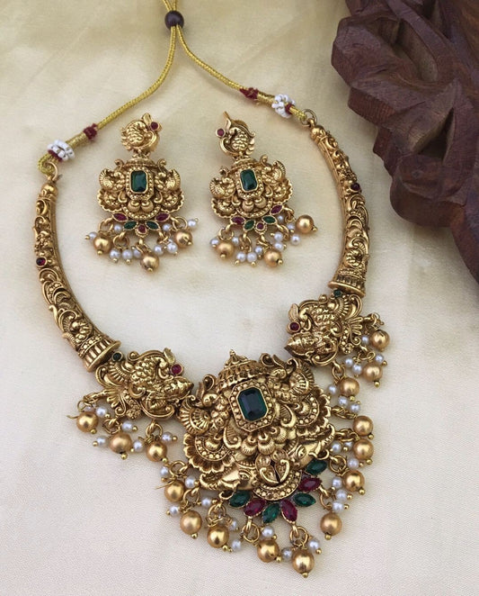 Antique neckset