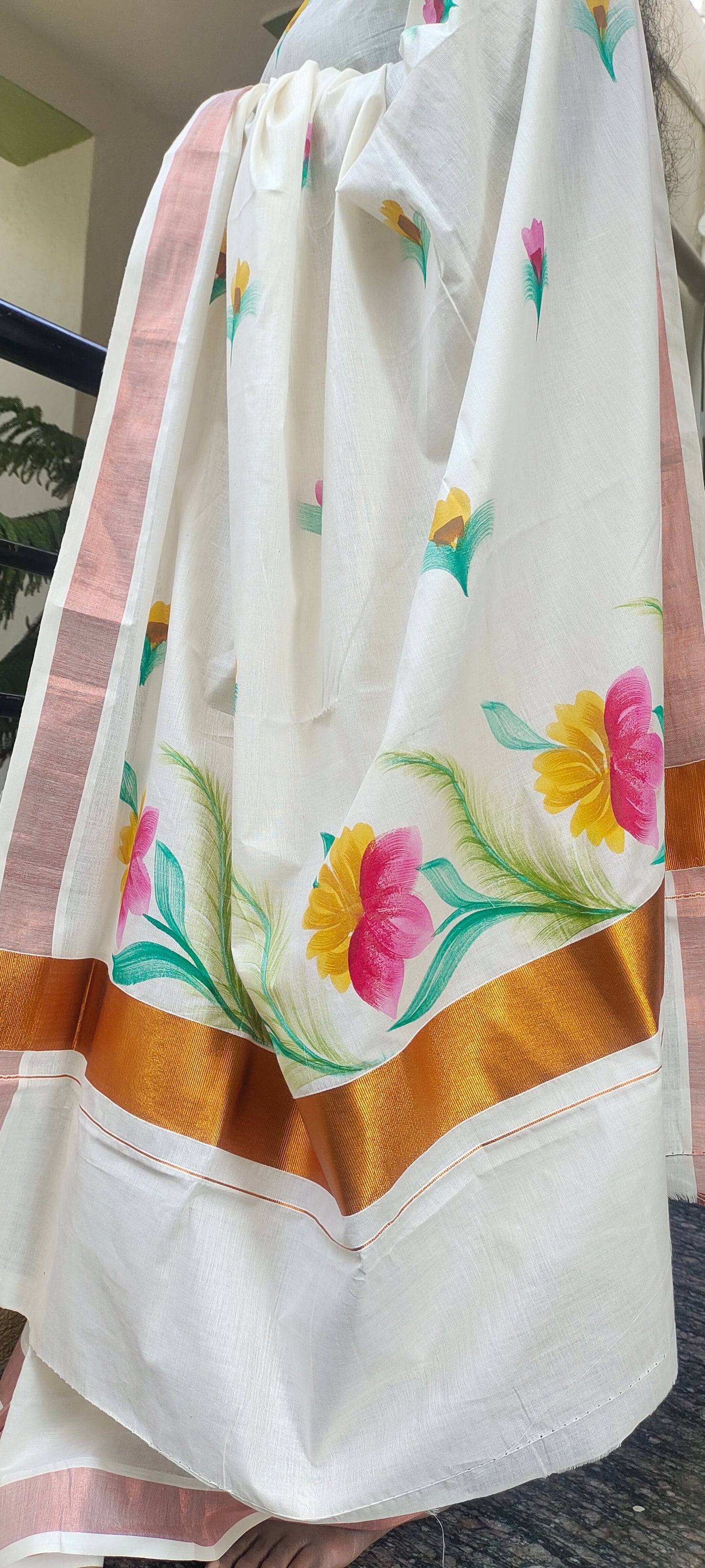 Mandhara floral printed set saree